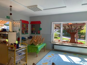 Renovierter Gruppenraum Haus für Kinder Bild 1